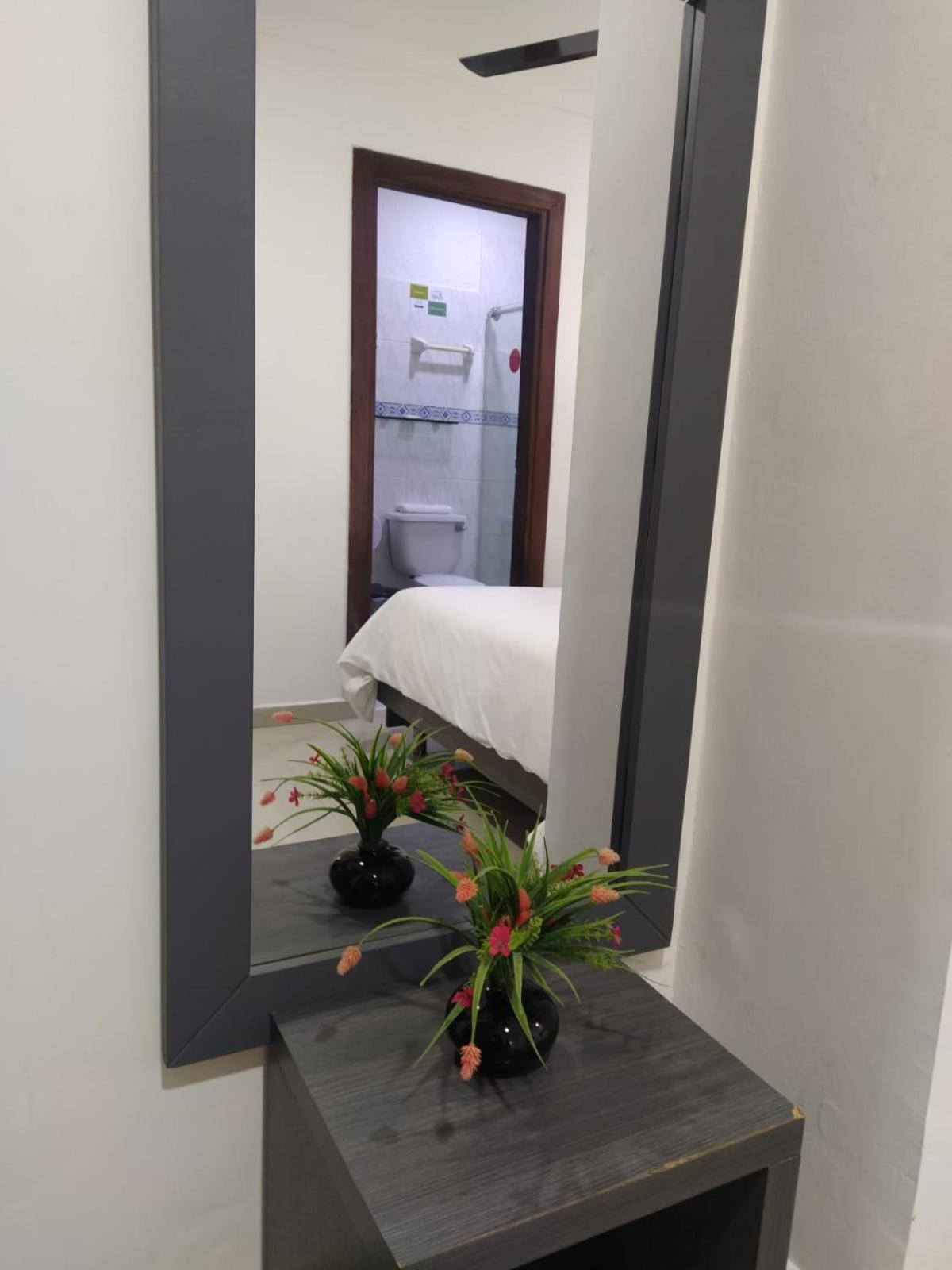 Hotel La Casa 1 Montería المظهر الخارجي الصورة