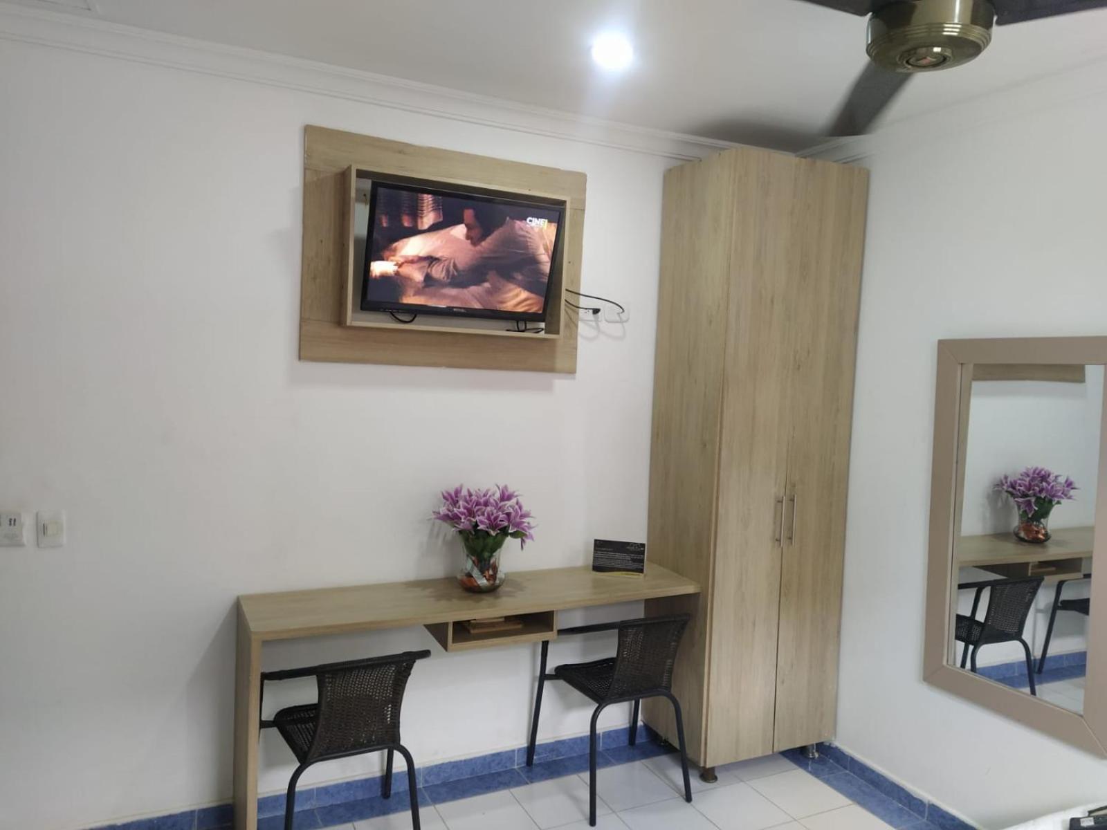 Hotel La Casa 1 Montería المظهر الخارجي الصورة